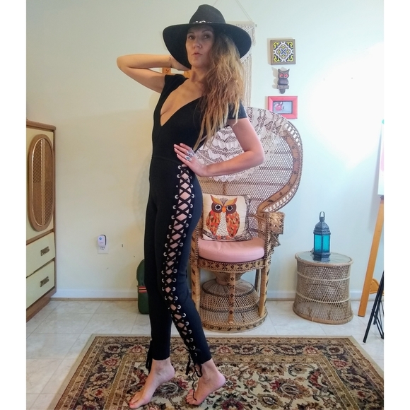 90s bandage jumpsuit with lace-up sides - Picture 2 of 4